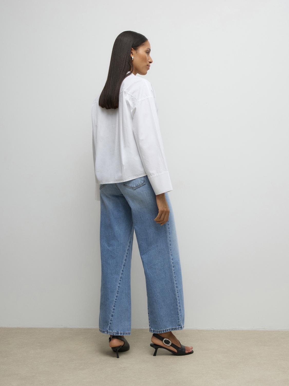 model_shot-back